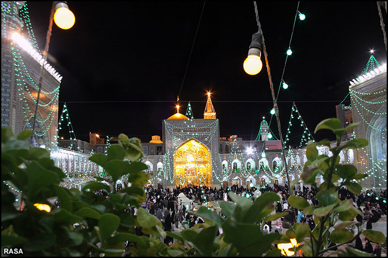 ولادت کي مناسبت سے روضہ امام رضا عليہ السلام