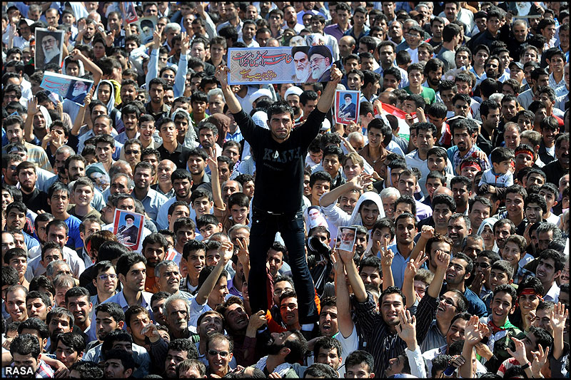 سخنراني رهبر انقلاب در جمع مردم کرمانشاه