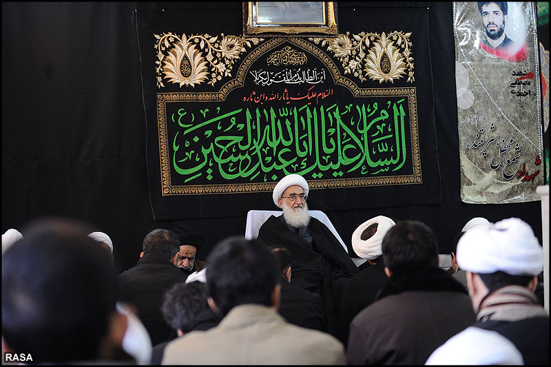 بزرگداشت هفتمين روز شهادت دانشمند هسته اي در بيت آيت الله نوري همداني