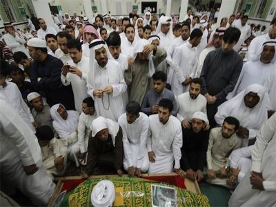 تشييع پيکر علامه شيخ علي ابراهيم المسبح