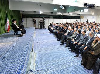 الإمام الخامنئی..یؤکد على حیویة ونزاهة مجلس الشورى الإسلامی