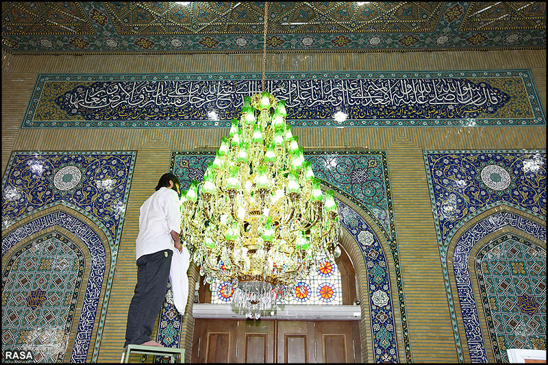 ماہ مبارک رمضان کے موقع پرمسجد مقدس جمکران کي غبار روي