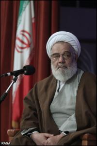 المسیئون لساحة رسول الله ابتعدوا عن الفطرة الإنسانیة