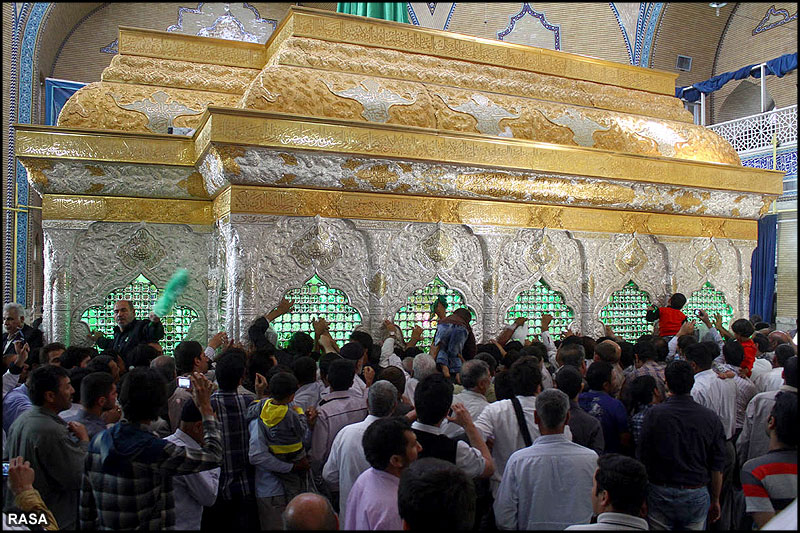 بازديد از ضريح جديد اباعبدالله الحسين (ع) در قم