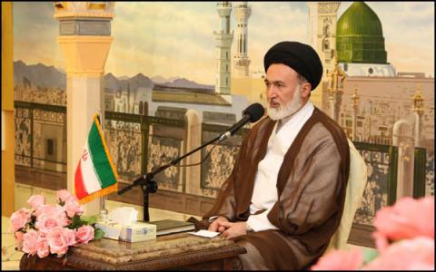 الوحدة بین الشیعة والسنة فی إیران لا نظیر لها فی العالم