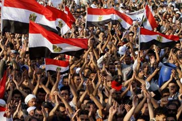 مصر..الثورة الثانیة والشعار "للثورة شعبٌ یحمیها"