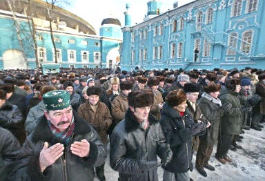 مسلمانان روسيه در حال نماز