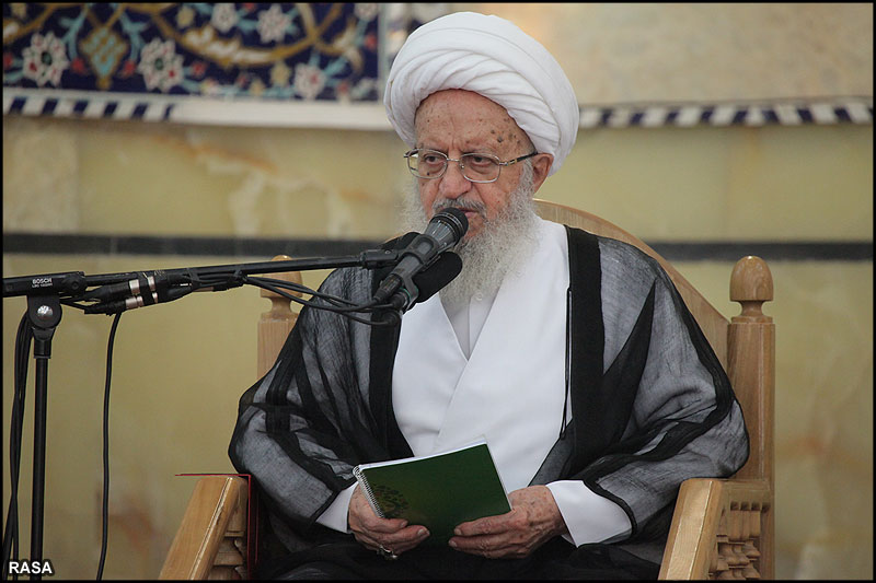 عالمي تنظميں گھٹن کے عالم ميں ہيں / امريکا عالمي دھشت گردي ميں سرفہرست ہے