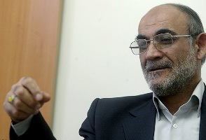 دکتر حسين مظفر، رييس ستاد انتخاباتي ائتلاف سه‌گانه اصول‌گرايان 