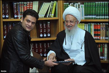 رونمايي از نسخه جديد پايگاه اطلاع رساني آيت الله مکارم شيرازي