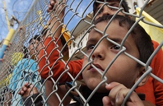 کودکان فلسطيني در زندان هاي رژيم صهيونيستي 