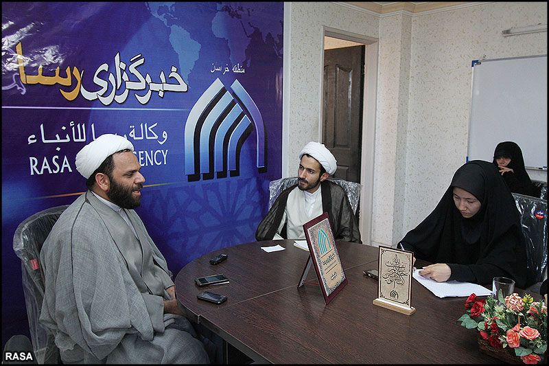 نشست خبري مسؤول آموزش نمايندگي بعثه مقام معظم رهبري منطقه خراسان
