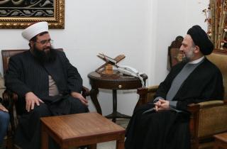 سيد علي فضل الله و شيخ حسام العيلاني امام جماعت مسجد الغفران لبنان