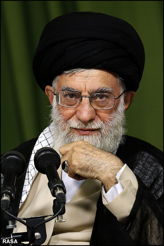  Poets meet the Supreme Leader in the holy month of Ramadan