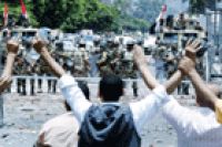 مصري فوج کا عوام پر حملہ