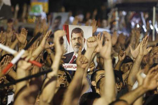 حاميان محمد مرسي رييس جمهور برکنار شده مصر