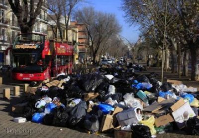 زباله هاي رهاشده در سطح شهر مادريد