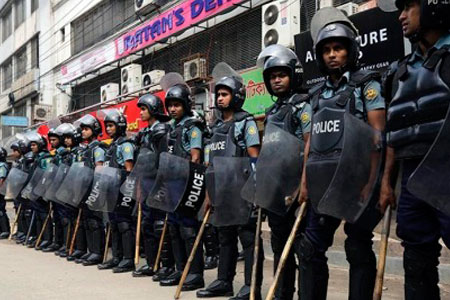 پليس ضد شورش بنگلادش