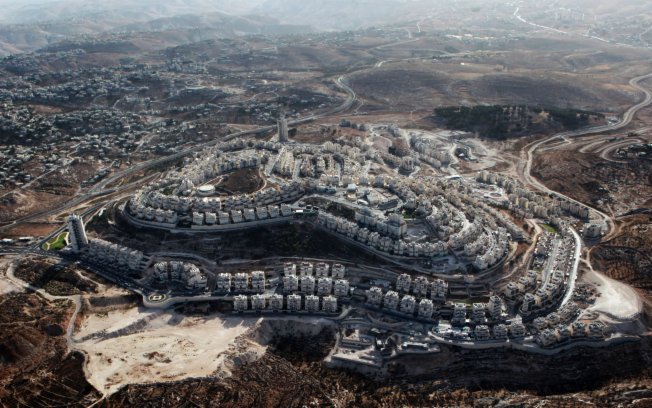 Palestinian Prisoners to Be Freed, Israeli Settlements to Be Built