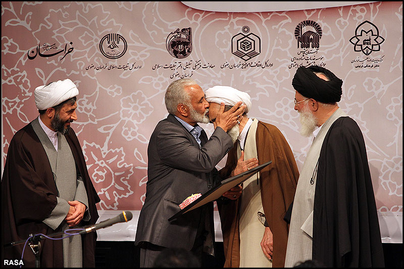 نخستين همايش آرمان طلبگي - طلبه آرماني