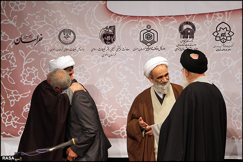 نخستين همايش آرمان طلبگي - طلبه آرماني