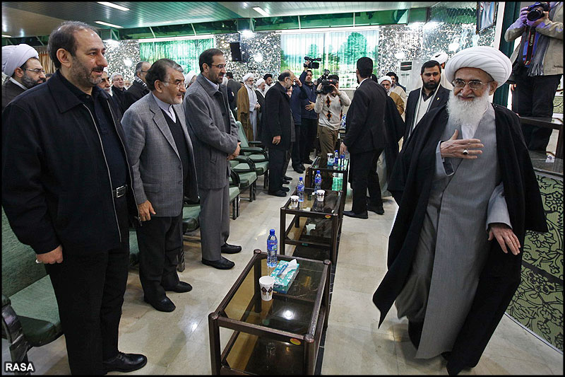 جشن بزرگ انقلاب در مصلاي تهران
