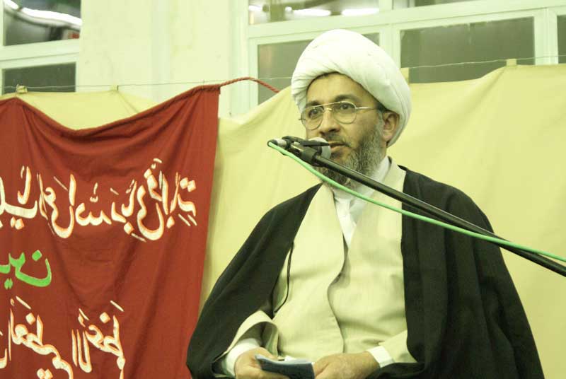 حجت الاسلام والمسلمين علي احتشام 