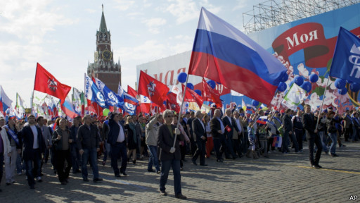 ميدان سرخ مسکو براي اولين بار بعد از فروپاشي شوروي سابق شاهد مراسم روز جهاني کارگر بوده است