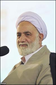 لم تؤد الحوزة والمجتمع حق القرآن کما ینبغی