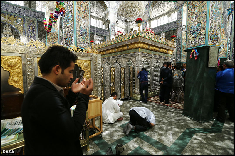 حضور هيأت پارلماني ايران در حرم حضرت زينب(س)