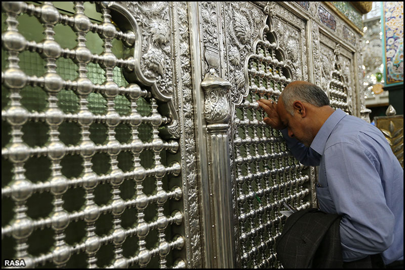 حضور هيأت پارلماني ايران در حرم حضرت زينب(س)