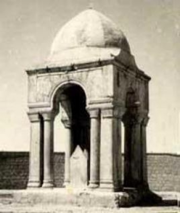 آرامگاه اين اثير
