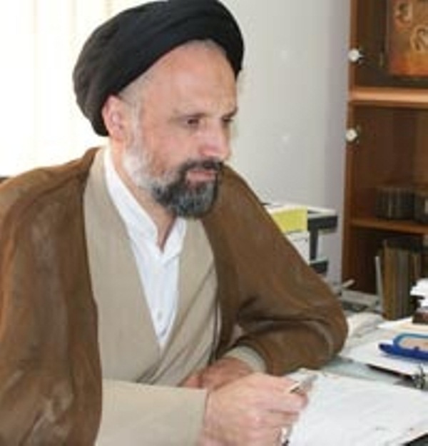 حجتالاسلام موسوي نسب، معاون آموزشي مؤسسه امام خميني(ره