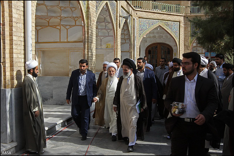 ايران کے حوزہ علميہ ميں نئے تعليمي سال کا آغاز 