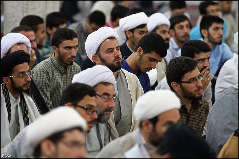 ايران کے حوزہ علميہ ميں نئے تعليمي سال کا آغاز 