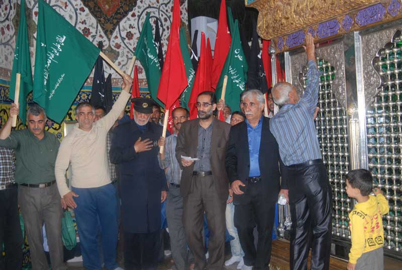 آيين پرچم زني عزاداري علي ابن امام محمد باقر(ع)