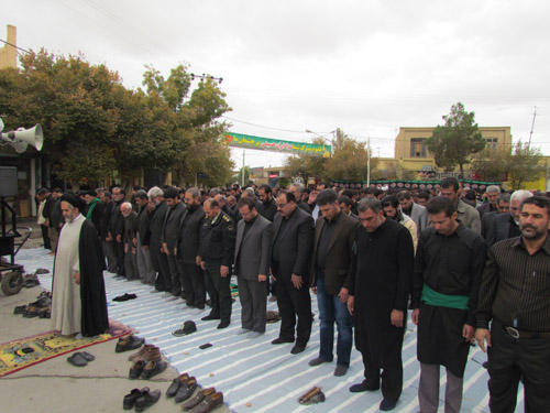 نماز جماعت ظهر عاشورا در مشهد