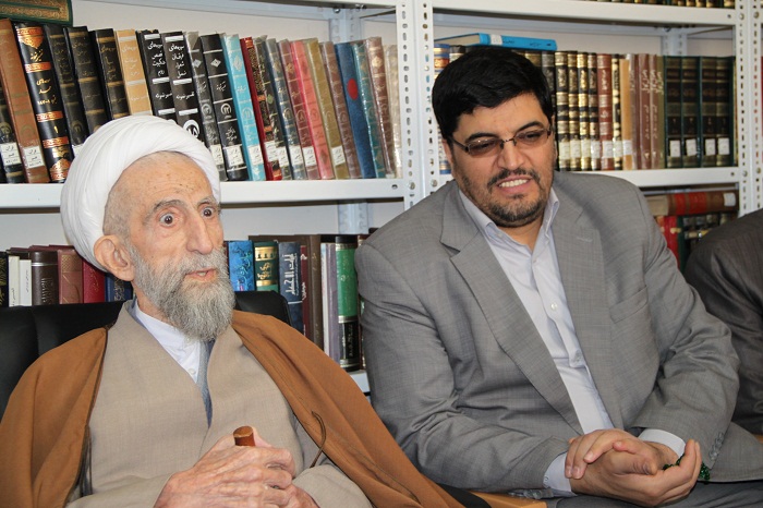 آيت الله باريک بين، در ديدار مدير کل صدا و سيما قزوين