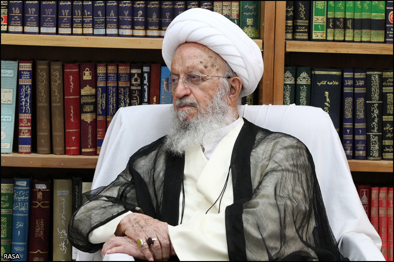 آيت الله مکارم شيرازي