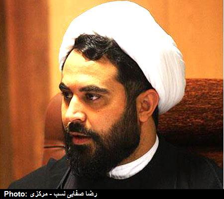 حجت الاسلام سلطاني معاون فرهنگي و اجتماعي اداره کل اوقاف و امور خيريه استان مرکزي