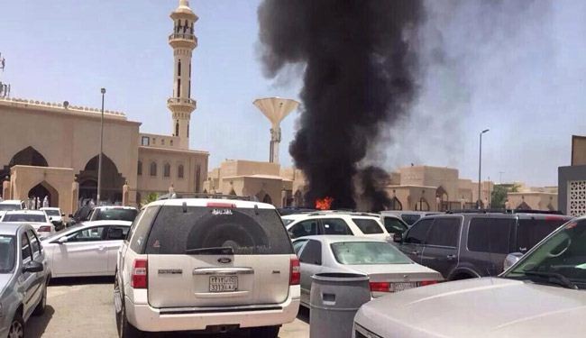مسجد الامام الحسين عليه السلام في الدمام