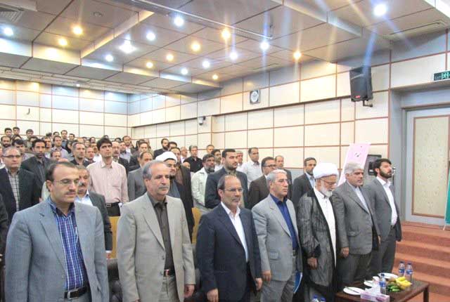 مراسم افتتاح 610 طرح مخابراتي استان مرکزي با حضور آيت الله دري نجف آبادي 