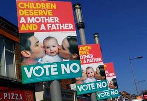 اعتراض کشيشان مسيحي نسبت به ازدواج هم جنس گرايان در ايرلند