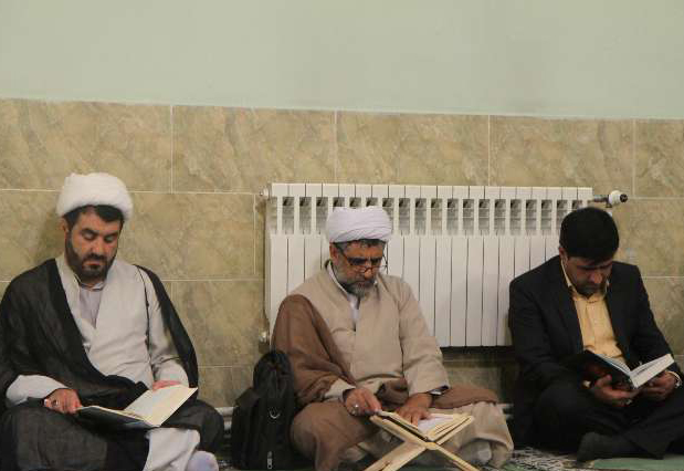 محفل معنوي انس با قرآن کريم در سپاه ناحيه اراک