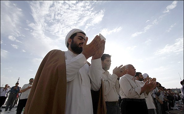 اقامه نماز عيد فطر در مسجد مقدس جمکران