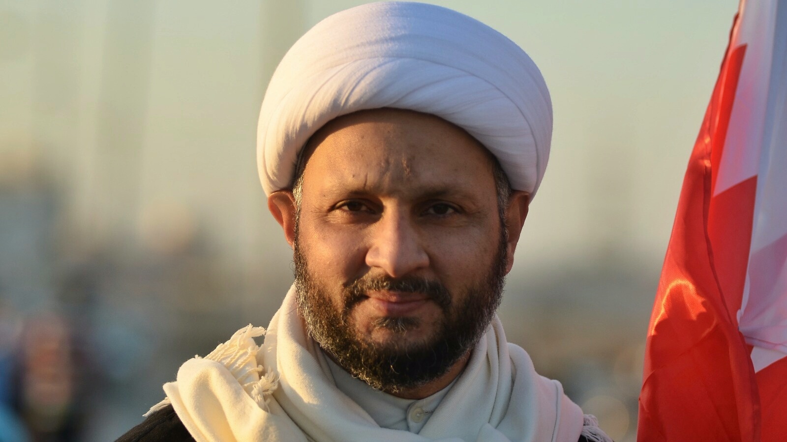 شيخ حسن عيسي عضو جمعيت الوفاق بحرين