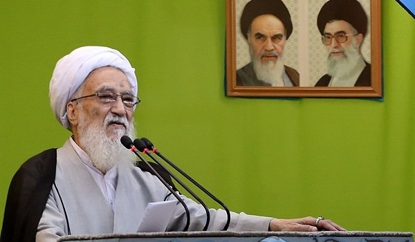 امام جمعة طهران الشيخ موحدي كرماني