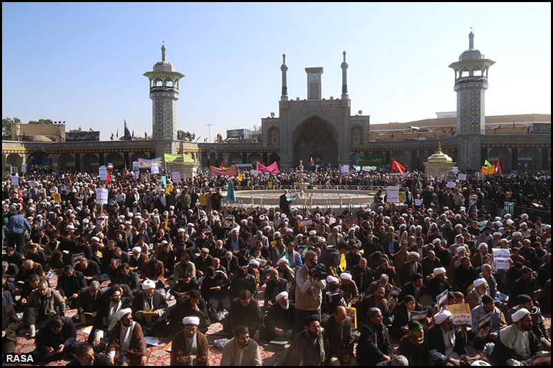  عالمي سامراج مخالف دن پر قم کے طلباء کا مظاھرہ 
