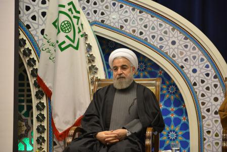 روحاني در ديدار کارکنان وزارت اطلاعات