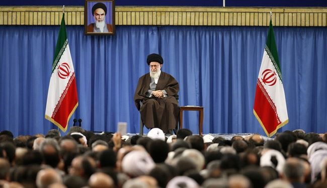 قائد الثورة الاسلامية آية الله السيد علي خامنئي